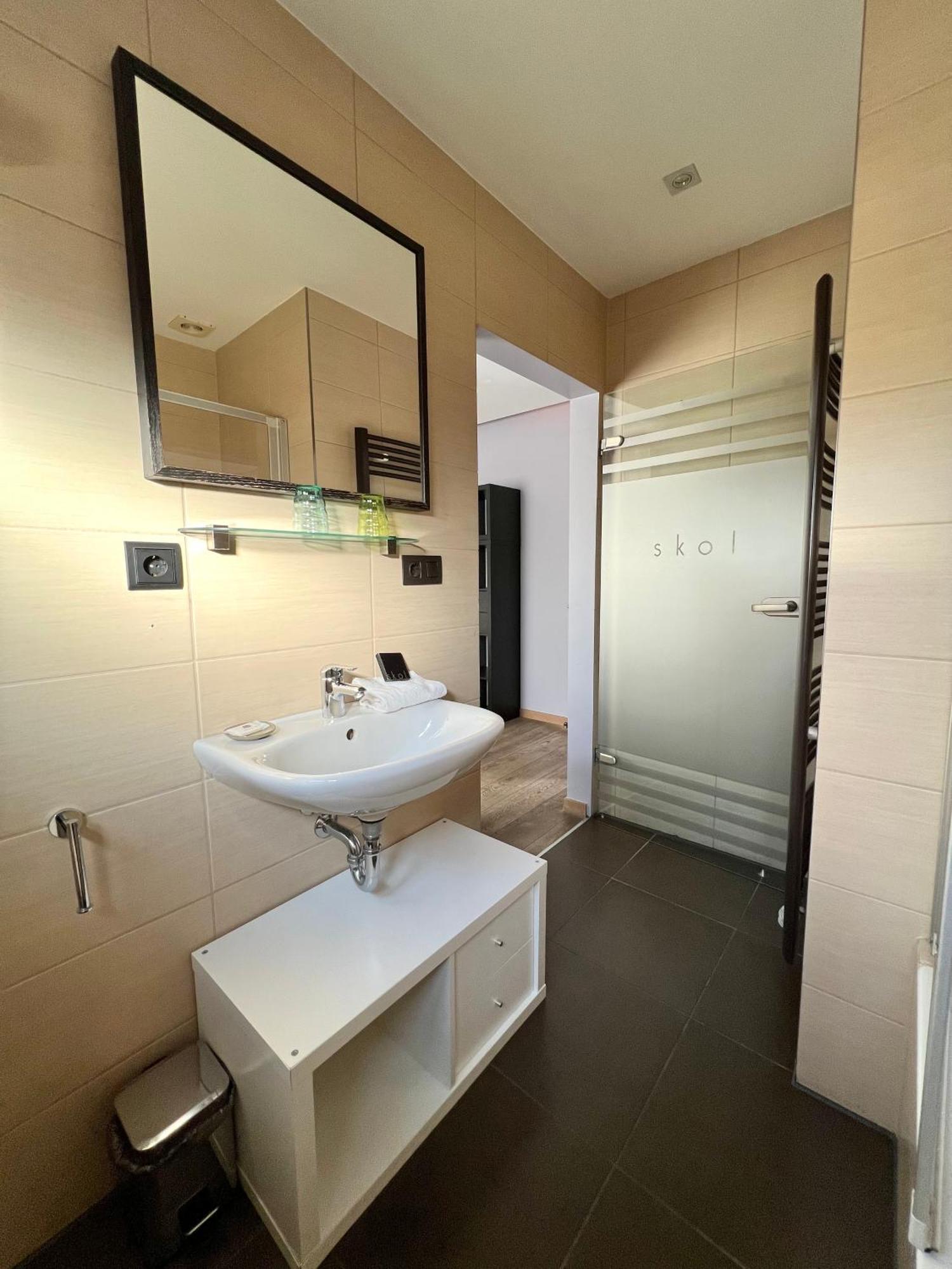 Skol L'Original Hotel Strassen Kültér fotó
