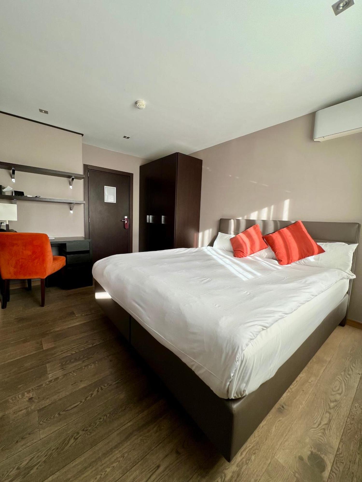 Skol L'Original Hotel Strassen Kültér fotó