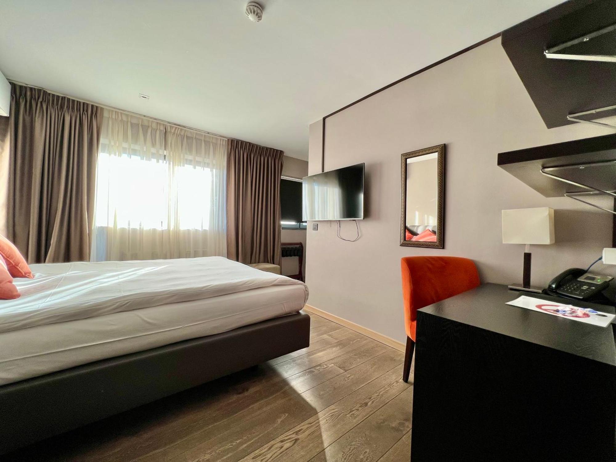 Skol L'Original Hotel Strassen Kültér fotó